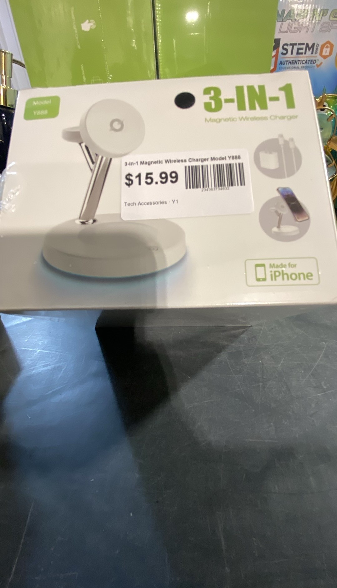 3-in-1 Magnetic Wireless Charger Model Y888