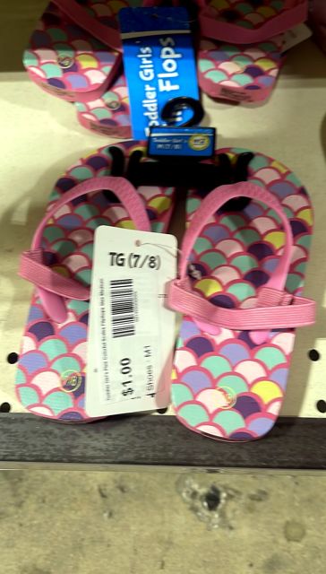 Toddler Girl's Pink Colorful Scales Flipflops Size Medium
