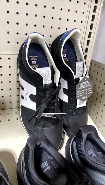 Men's Casual Black and White Leather Sneaker Mobus 100year Anniversary Model Size 12