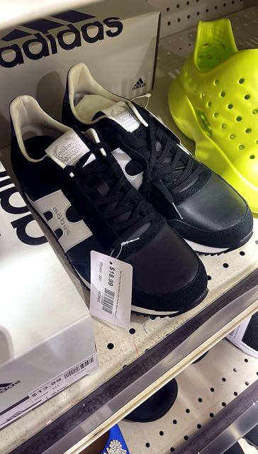 Men's Casual Black and White Leather Sneaker Mobus 100year Anniversary Model Size 8