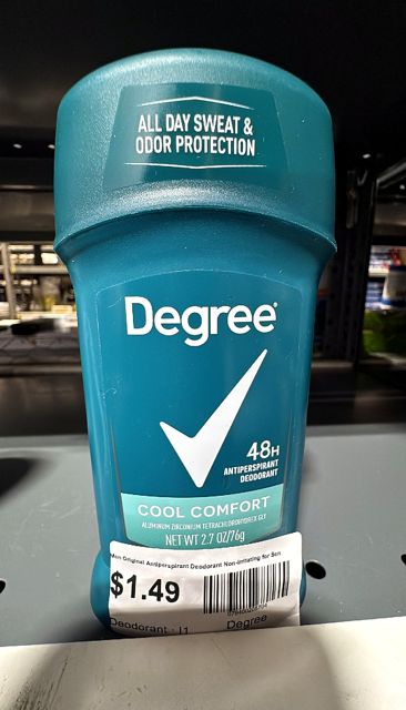 Degree Men Original Antiperspirant Deodorant Non-Irritating for Sensitive Skin Cool Comfort Deodorant for Men 2.7 oz