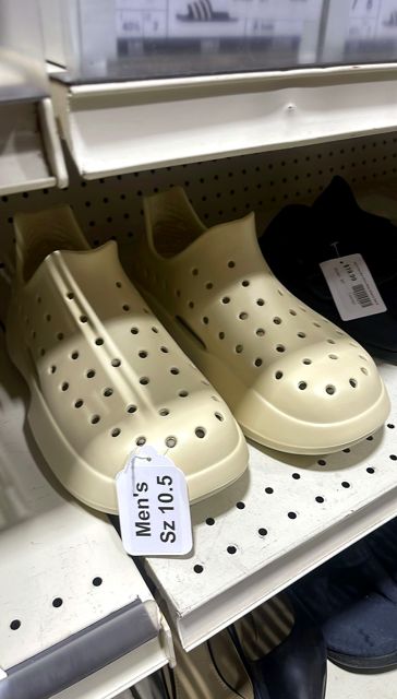 Mens Tan Croc Style Shoes Size 10.5