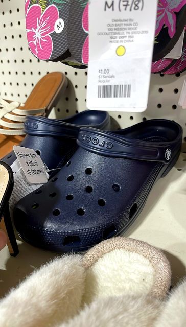 Crocs Unisex Classic Clog Size 8 (Men)/ 10 (Women)
