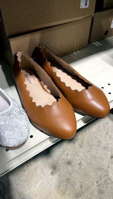 Women's Brown Ballet Flats Size 8