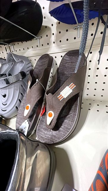 Men's Brown and White Flip Flops Size 10.5
