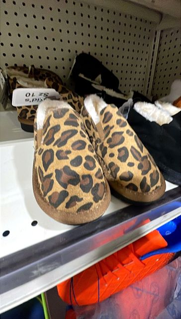 Kid's Leopard Print Moccasins Size 10