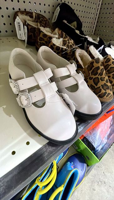 Kid's Mary Jane Creamy White with Rhinestone Buckles Size 13