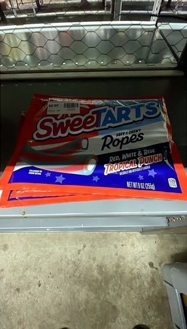 Sweetarts Soft & Chewy Ropes Red, White & Blue Tropical Punch - 9.0 oz