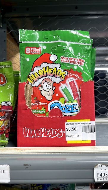 WarHead Sour Candy Ropes