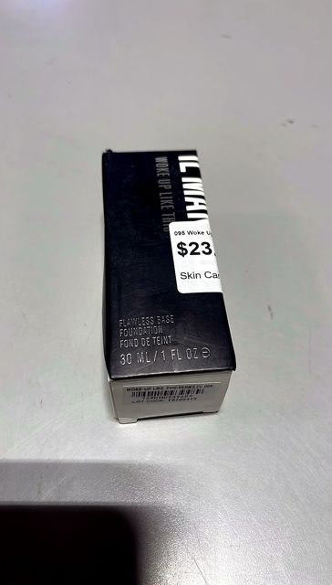 Il Makiage 095 Woke Up Like This Flawless Make Up Foundation Shade 095 1 Fl Oz