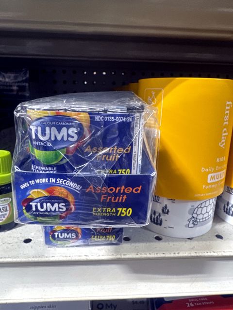 Tums® Extra Strength 750 Assorted Fruit Antacid Chewable Tablets 288 Ct Box