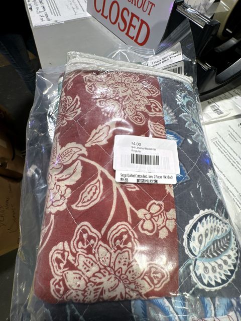 $4 Linens/Bedding