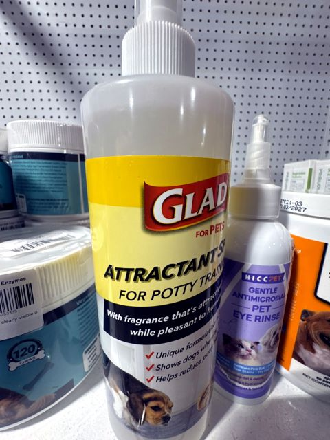 Glad for Pets Attractant Potty Training Spray for Dogs & Puppies