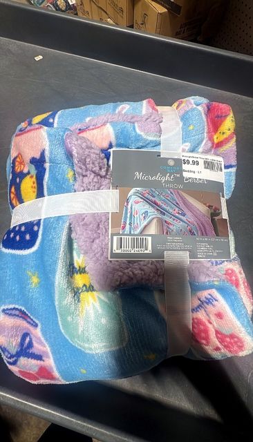 Microlight Berber Throw 50 in. x 60 in. Soda Theme