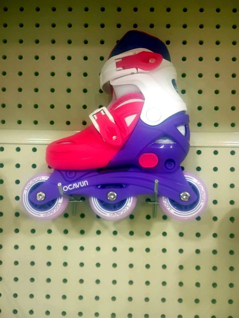 LOCAVUN Inline Skates for Girls and Kids, Roller Skates Blades with 4 Size Adjustable Light up Wheels for Kids Girls Beginner Indoor Outdoor Sports Games