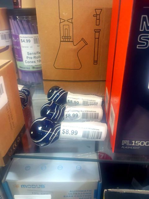 Small Tobacco Pipe/ Blue W/WhiteStripes
