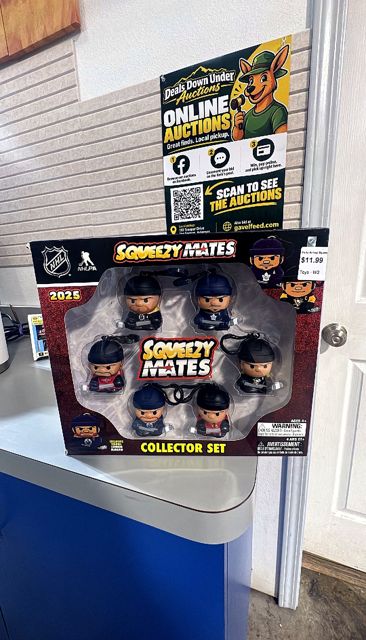 Party Animal Squeezymates NHL 2025 Series 5 Collector Box Set, 6 Figures, 2 1/2 Inch Tall, Team Colors