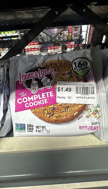 THE COMPLETE COOKIE BIRTHDAY CAKE