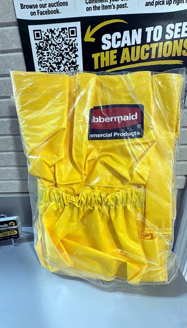 Rubbermaid Commercial 2.5 Gallon Brute Double Utility Bucket